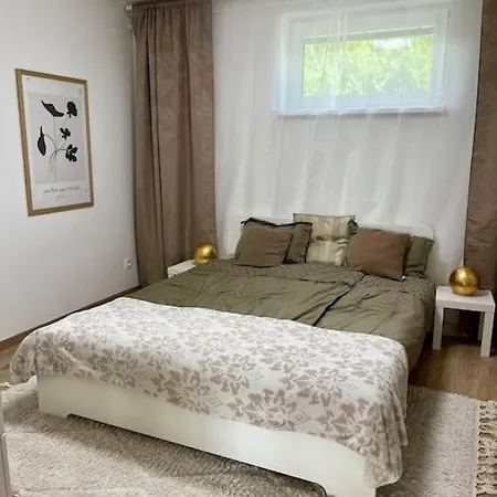 Dom Pri Jazere 23 Minut Od Bratislavy Villa Oldza Exterior photo