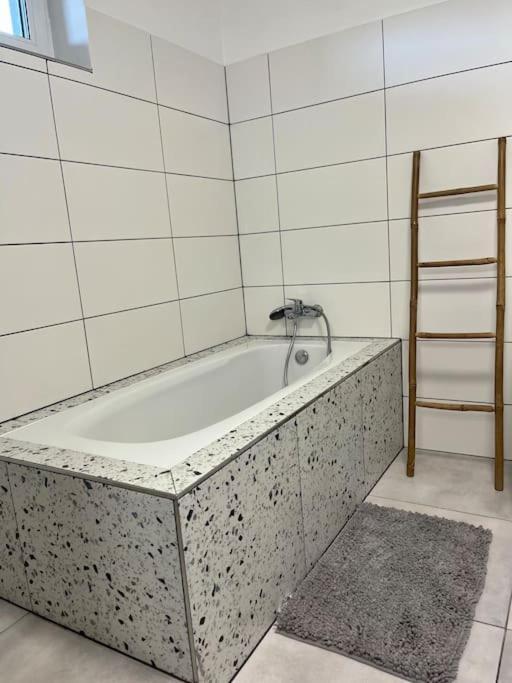 Dom Pri Jazere 23 Minut Od Bratislavy * Oldza
