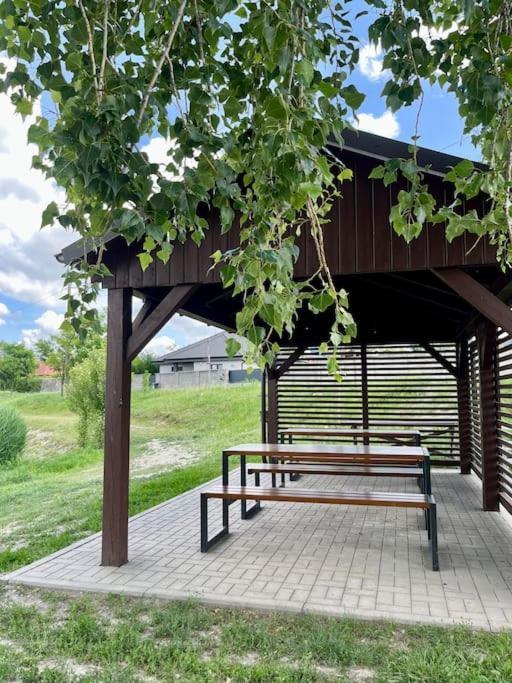 Dom Pri Jazere 23 Minut Od Bratislavy Holiday home Oldza
